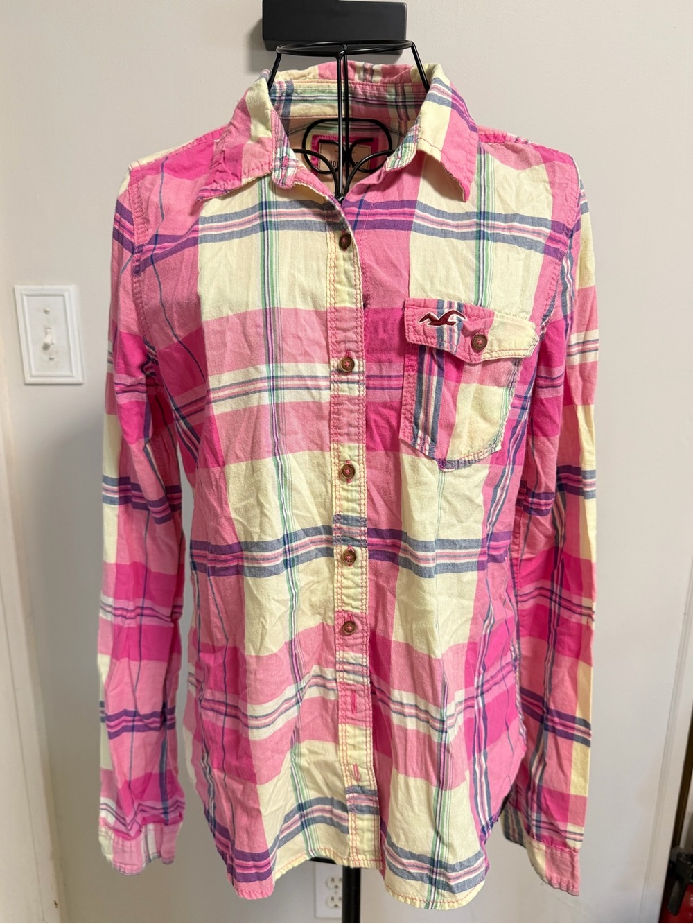 Hollister Pink and Cream Plaid Button Shirt women’s size M